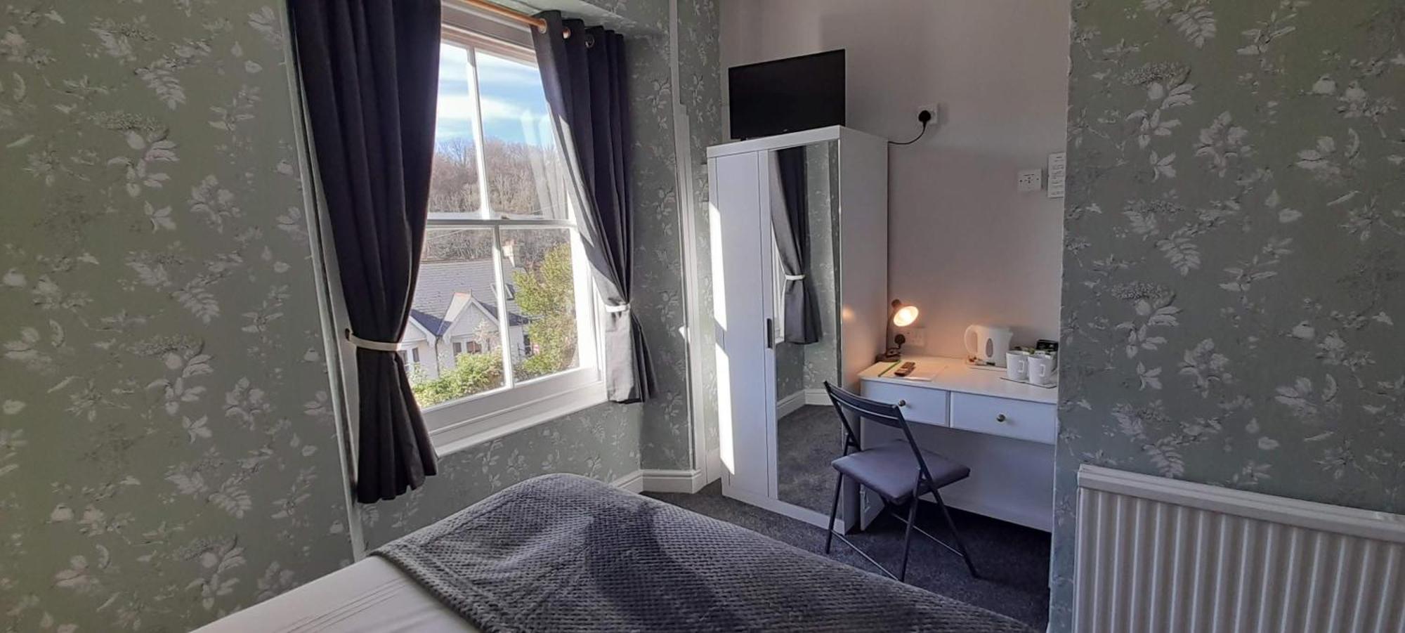 Bed and Breakfast Saffron House Ком-Мартин Экстерьер фото